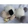 Nici - Plüschtier - Schaf Jolly Mäh Netty mit Schnuller das Schnullerband ist kein Original Nici - ca. 35 cm groß - liegend