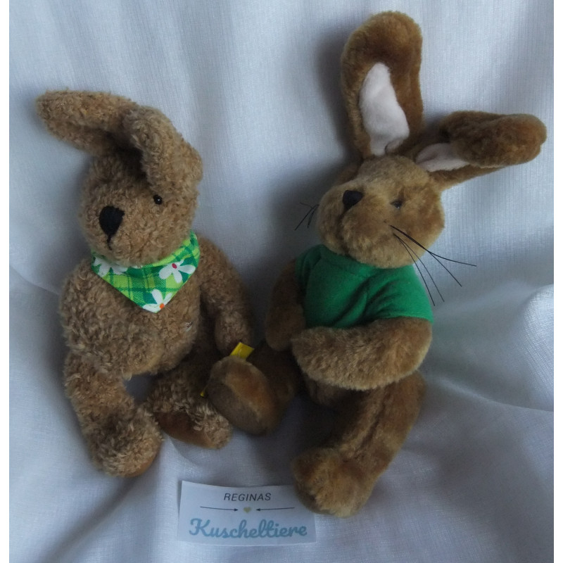 Sunkid Plüschtier Hase mit Halstuch und Intact Plüschtier Hase mit Pullover