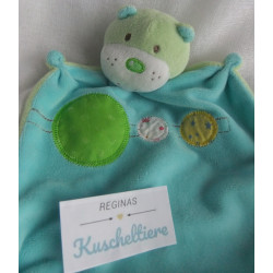 Kik - Okay - Schmusetuch - Bär mit Rasselgeräusch - hellblau, grün mit drei bunten Kreisen - ca. 24 cm lang