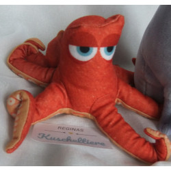 Zwei Plüschtiere -Ty Pets Plüschtier Katze Chloe und Nicotoy Disney Pixar Octopus Hank