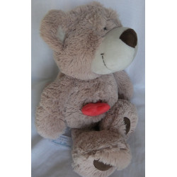 Nici - Plüschtier - Love - Bär beige mit rotem Herzchen - ca. 50 cm groß - Schlenker