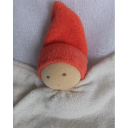 Nanchen - Bio Schmusetuch - Wichtel wollweiß mit orangeroter Zipfelmütze - ca. 20 cm lang