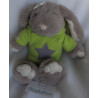 Müller Plüschtier Hase grau, beige mit Nici Kapuzenpullover grün mit grauem Stern - ca. 27 cm groß - Schlenker