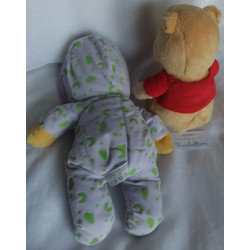 zwei Plüschtiere - Joy Toy Disney Winnie Pooh und Nicotoy Disney Winnie Pooh mit Schlafanzug (Motive leuchten im Dunklen)