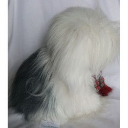 Nicotoy Belgien - Hund Bobtail weiß, graublau, kariertem Schal - ca. 40 cm hoch und ca. 35 cm lang - sitzend