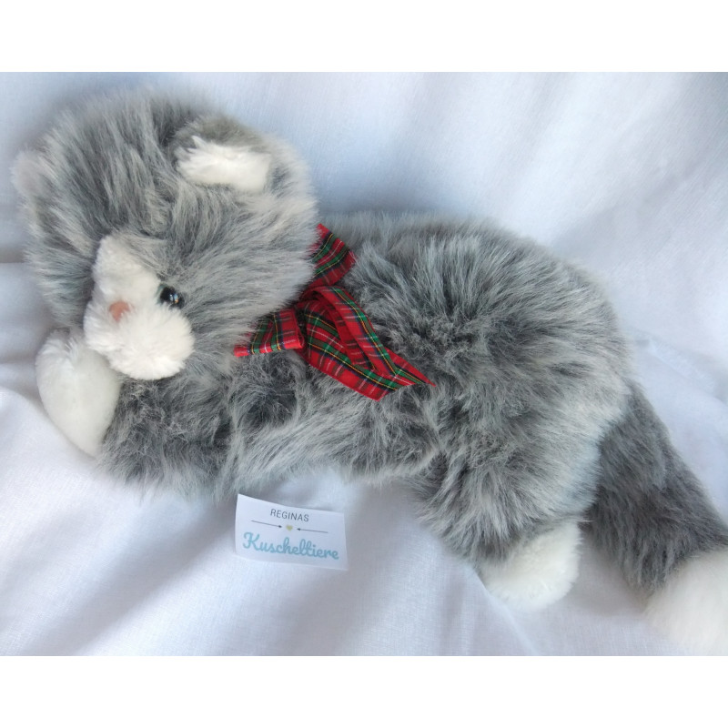 TCM - Tchibo - Plüschtier - Kindergarten der Tiere - Katze Mia von der Mäuseburg - ca. 20 cm hoch und ca. 30 cm lang - liegend