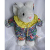 Euro Play Toys GmbH - Vintage Plüschtier - Hase weiß mit buntem Einteiler und Halskrause - ca. 35 cm groß