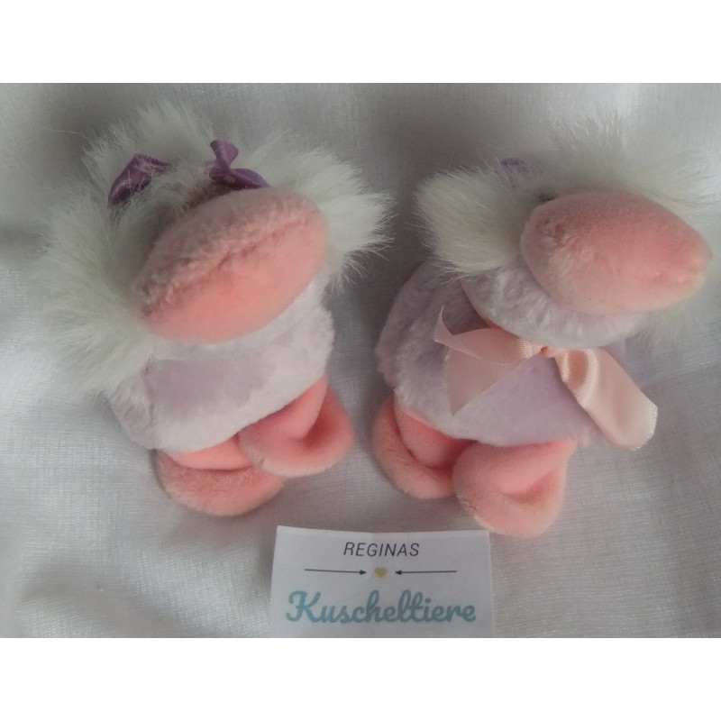 Nici - Plüschtiere - zwei knuffige Enten Gina lila mit Schleife auf dem Köpfchen - ca. 12 cm groß - sitzend