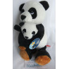 Ferrero - Kinderschokolade - Plüschtier - Lotta - Panda mit Baby - ca. 25 cm groß - Schlenker