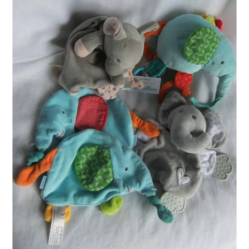 vier Elefanten-Schmusetücher und ein Activityspielzeug Elefant