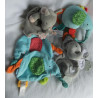 vier Elefanten-Schmusetücher und ein Activityspielzeug Elefant