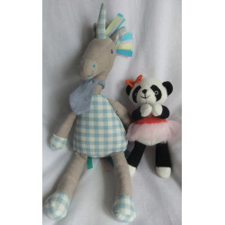 Zwei Kuscheltiere - Depot Stofftier Einhorn und Panda gestrickt mit Tüllrock