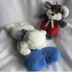 Zwei Plüschtiere -...