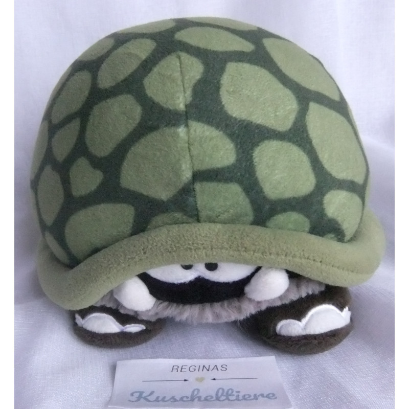 Nici - Plüschtier - Stone Age - Säbelzahnschildkröte Helmut - Grüntöne, grau, schwarz - ca. 18 cm groß - liegend