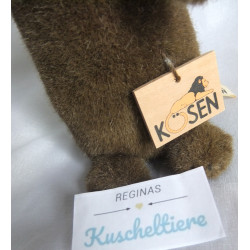 Kösener Spielzeug Manufaktur GmbH - Plüschtier - Otter klein - dunkelbraun - ca. 24 cm groß - aufrecht stehend