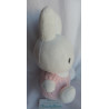 Tiamo/Bruna - Spieltier - Miffy mit Rasselgeräusch - Plüsch, Strick - weiß, rosa  - ca. 25 cm groß - sitzend