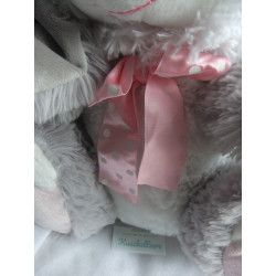 Bob der Bär - Plüschtier - Hase mit Schleife - ca. 35 cm hoch und ca. 25 cm lang - sitzend
